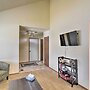 Modern Anchorage Townhome: 8 Mi to Downtown!