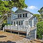 Whispering Oaks 3 Bedroom Home by RedAwning