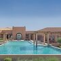 Bab Al Nojoum Bateen Liwa