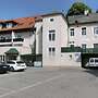 Self-Check-in Hotel VinoQ Mistelbach