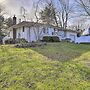 Quiet Commack Cottage w/ Pool, 8 Mi to Beach!