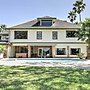 Private Pool: Lakefront Harlingen Home