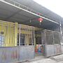 EXPRESS O 91281 Guest House Indah Jaya