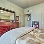 San Francisco Condo - Walk to Golden Gate Park!