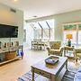 2 Mi to Beach! Hilton Head Golf Escape w/ Balcony