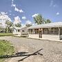 Idyllic Gem: Screened Porch, 1/2 Mi to River!