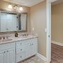 Quiet Marion Getaway With Fireplace!