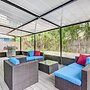 Sarasota Home w/ Screened Porch, Walk To Zoo!
