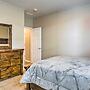 10 Mi to Dia: Spacious Aurora House w/ Yard!
