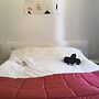 Beautiful 1- Bed Studio in Sollentuna