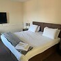 Rose & Crown Hotel