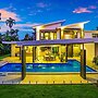 ZENLUX - 5BR Holiday Home with Pool