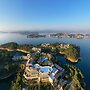 Bright QiandaoLake Resort