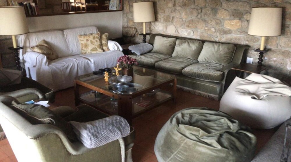 6-bed Cottage Sleeps 12 With Gardens