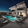 Villa Luna- Private Heated Pool