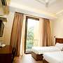 UDS Villa - Next to VFS, Walking to Connaught Place