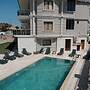 Cunda Demir Otel