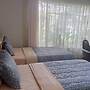 Guesthouse With Green Garden and Pool - 2102
