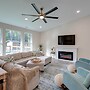 Lovely Clinton Home w/ Hot Tub on 10 Acres!