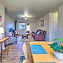 Anacortes Condo - Walk to Town, Marina, + Bay!