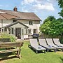 2 Pigsfoot Cottages