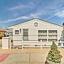Beachy Lavallette Cottage w/ Outdoor Shower, Patio