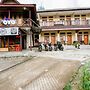 Super OYO 2961 Artana Bed & Breakfast