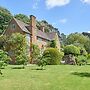 Drakestone House Manor With Breathtaking Cotswolds Views