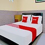 OYO 92359 Kost Maluku 36 Family Residence
