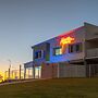 Mackay Adventure Lodge