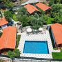 Nora Villa Bungalows