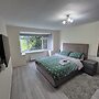 Lovely & Beautiful 2 Bed-apartment in Borehamwood
