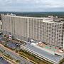 Laketown Wharf Resort