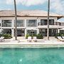 Villa Blanca by Alfred in Bali