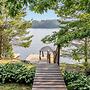 Muskoka Lakeshore Cottage Bliss