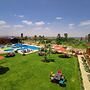 Tunis Pyramids Hotel
