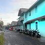 Hotel O Wisma Parakita Syariah Near RS Faisal Patalasang