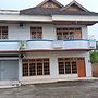 Hotel O Wisma Deli Syariah Near RSUD Nene Mallomo Sidenreng Rappang