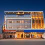 Fabhotel Om Palace