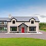 Luxury 4 Bedroom Holiday Home Overlooking the sea on Valentia Island