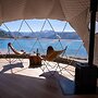 Isla Victoria - Folk Camp