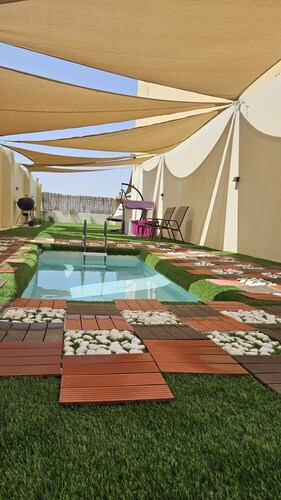 Dubai's Hidden Gem, Villa With Private Pool