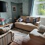 Apartment - Largs - Sleeps 4 - Pet Friendly