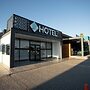 653 Hotel