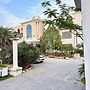 Grand 5 Resort
