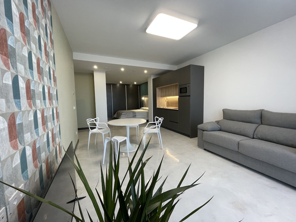 Apartamentos Aljama