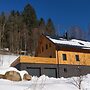 Mountain Chalet Lbh027