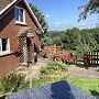 Lovely 2-bed Cottage in Pencarreg