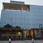 Green Sarovar Hotel & Restaurant