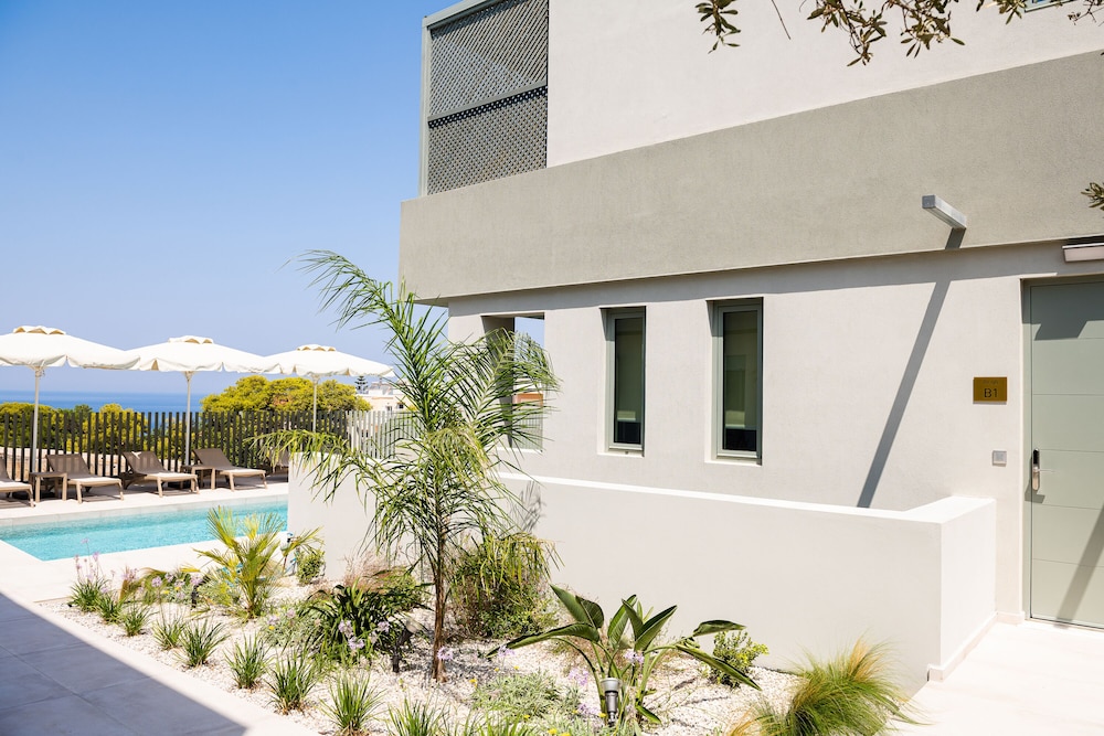 Heliades Residence